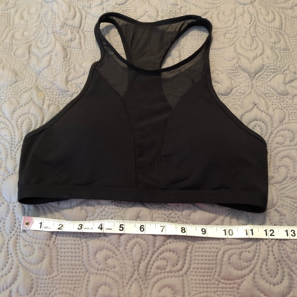 Garage Mesh sports bra - Picture 5 of 8